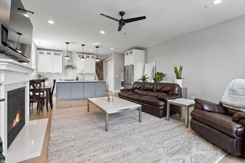Tiny photo for 2438 N Western Avenue #3, Chicago, IL 60647 (MLS # 12632277)