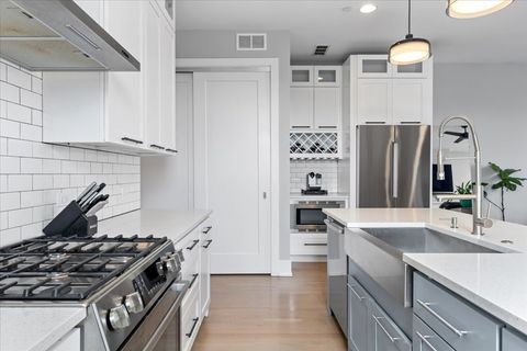 Tiny photo for 2438 N Western Avenue #3, Chicago, IL 60647 (MLS # 12632277)