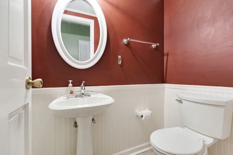 Tiny photo for 817 Wellington Avenue #817, Elk Grove Village, IL 60007 (MLS # 12516399)