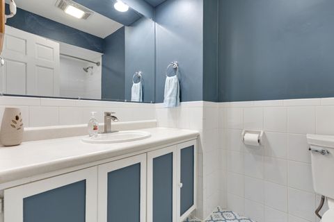 Tiny photo for 817 Wellington Avenue #817, Elk Grove Village, IL 60007 (MLS # 12516399)