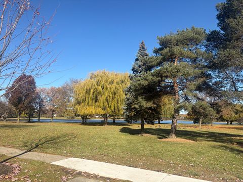Tiny photo for 817 Wellington Avenue #817, Elk Grove Village, IL 60007 (MLS # 12516399)