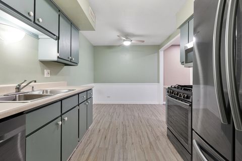 Tiny photo for 817 Wellington Avenue #817, Elk Grove Village, IL 60007 (MLS # 12516399)