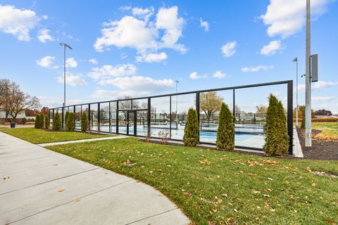 Tiny photo for 817 Wellington Avenue #817, Elk Grove Village, IL 60007 (MLS # 12516399)