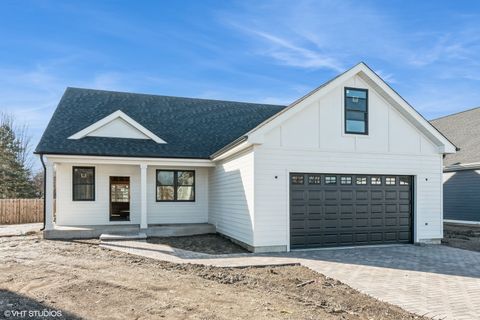 4009 Faith Lane St. Charles IL 60174