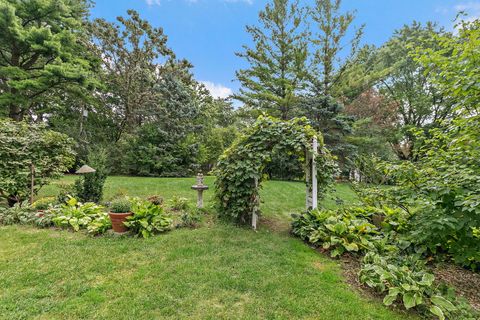 Tiny photo for 2916 Skyline Drive, Crystal Lake, IL 60012 (MLS # 12522105)