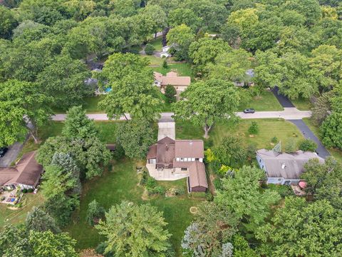Tiny photo for 2916 Skyline Drive, Crystal Lake, IL 60012 (MLS # 12522105)