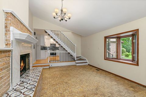 Tiny photo for 2916 Skyline Drive, Crystal Lake, IL 60012 (MLS # 12522105)