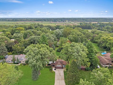 Tiny photo for 2916 Skyline Drive, Crystal Lake, IL 60012 (MLS # 12522105)