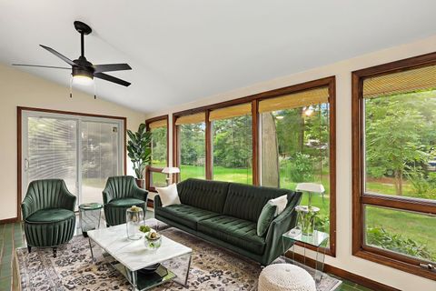 Tiny photo for 2916 Skyline Drive, Crystal Lake, IL 60012 (MLS # 12522105)