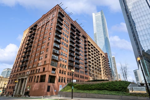 Photo of 165 N Canal Street #1406, Chicago, IL 60606 (MLS # 12734256)