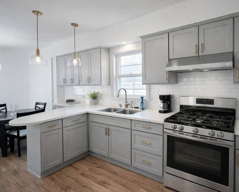 Tiny photo for 10620 S 86th Avenue, Palos Hills, IL 60465 (MLS # 12594089)