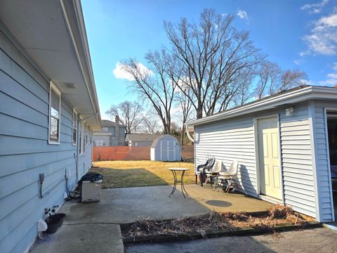 Tiny photo for 10620 S 86th Avenue, Palos Hills, IL 60465 (MLS # 12594089)