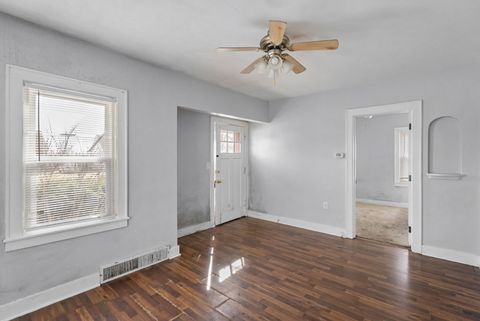 Tiny photo for 3418 TAYLOR Street, Davenport, IA 52806 (MLS # 12599835)