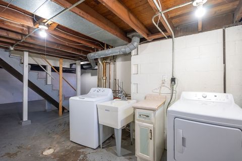 Tiny photo for 3418 TAYLOR Street, Davenport, IA 52806 (MLS # 12599835)