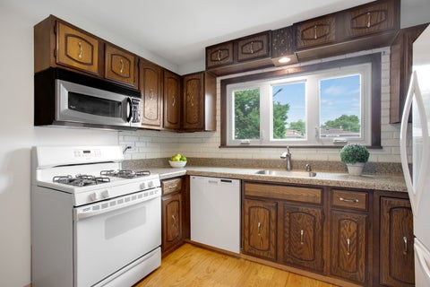 Tiny photo for 2217 Keystone Avenue, North Riverside, IL 60546 (MLS # 12678013)