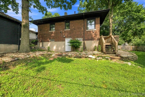 Tiny photo for 609 S 5th Avenue, St. Charles, IL 60174 (MLS # 12767775)