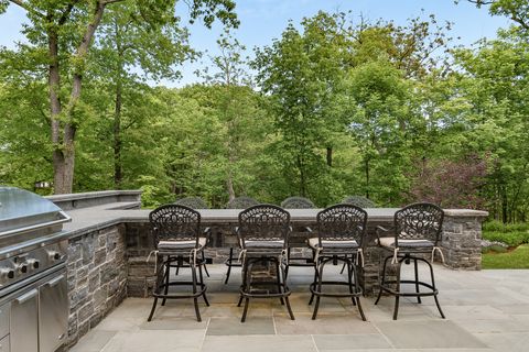 Tiny photo for 145 Moffett Road, Lake Bluff, IL 60044 (MLS # 12391377)