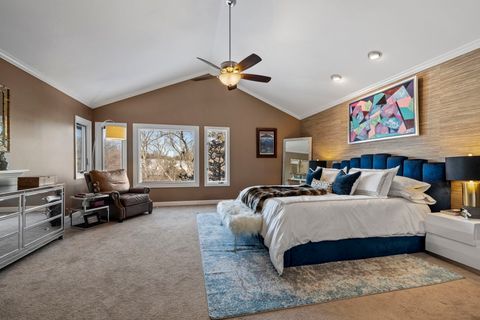 Tiny photo for 46 Oak Creek Drive, Burr Ridge, IL 60527 (MLS # 12554956)