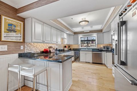 Tiny photo for 46 Oak Creek Drive, Burr Ridge, IL 60527 (MLS # 12554956)