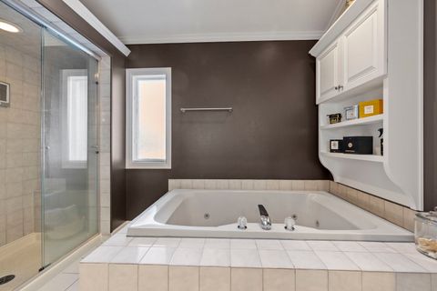 Tiny photo for 46 Oak Creek Drive, Burr Ridge, IL 60527 (MLS # 12554956)