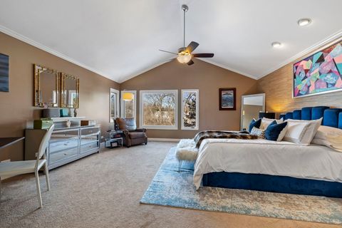 Tiny photo for 46 Oak Creek Drive, Burr Ridge, IL 60527 (MLS # 12554956)