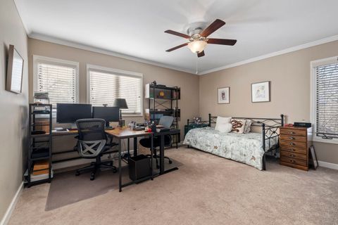 Tiny photo for 46 Oak Creek Drive, Burr Ridge, IL 60527 (MLS # 12554956)