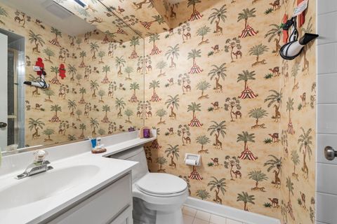 Tiny photo for 46 Oak Creek Drive, Burr Ridge, IL 60527 (MLS # 12554956)