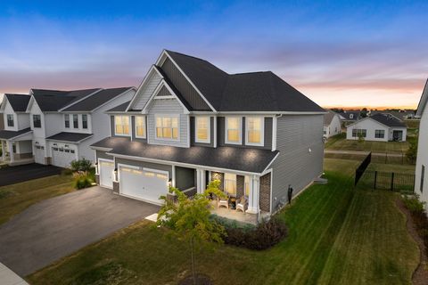 Photo of 115 Piper Glen Avenue, Oswego, IL 60543 (MLS # 12450421) Photo of 115 Piper Glen Avenue, Oswego, IL 60543 (MLS # 12450421)