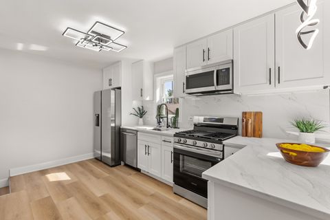 Tiny photo for 2641 Oak Street, Franklin Park, IL 60131 (MLS # 12492697)