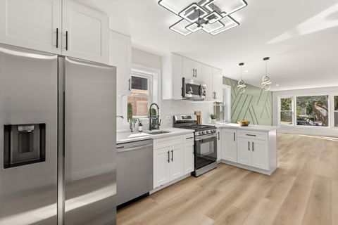 Tiny photo for 2641 Oak Street, Franklin Park, IL 60131 (MLS # 12492697)