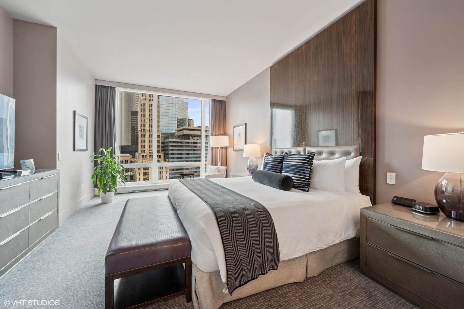 401 N Wabash Avenue 2236