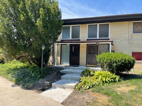 725 Hibbard Road Wilmette IL 60091