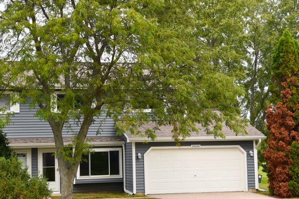 34020 N WHITE OAK LN # 31D, GURNEE, IL 60031 - Image f14ebfdbf3fc2f46a3261a6e14ba8679/1801521360