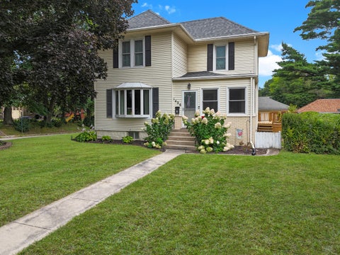 Tiny photo for 1426 W Lincoln Boulevard, Freeport, IL 61032 (MLS # 12743432)