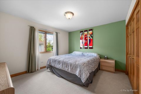 Tiny photo for 958 W Stonehedge Drive, Addison, IL 60101 (MLS # 12630791)