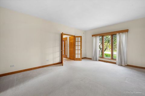 Tiny photo for 958 W Stonehedge Drive, Addison, IL 60101 (MLS # 12630791)