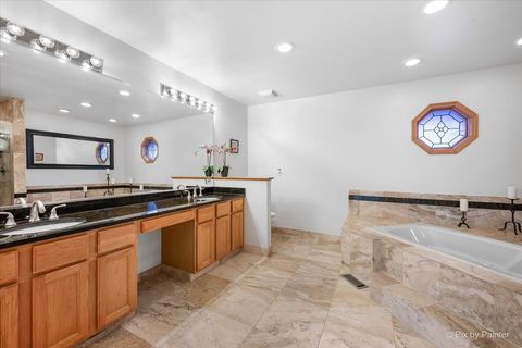 Tiny photo for 958 W Stonehedge Drive, Addison, IL 60101 (MLS # 12630791)