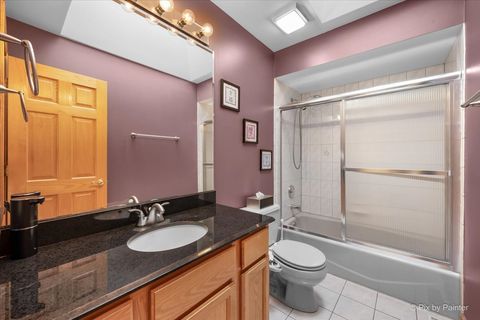 Tiny photo for 958 W Stonehedge Drive, Addison, IL 60101 (MLS # 12630791)