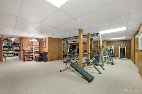 Tiny photo for 958 W Stonehedge Drive, Addison, IL 60101 (MLS # 12630791)