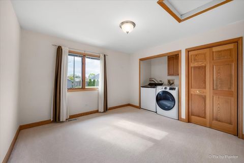 Tiny photo for 958 W Stonehedge Drive, Addison, IL 60101 (MLS # 12630791)