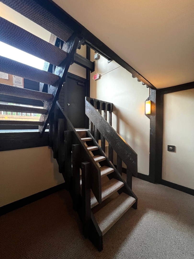 6149 Knoll Wood Court 104
