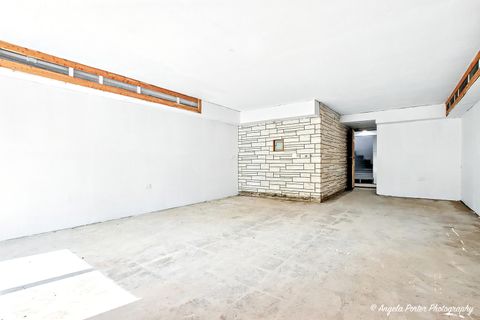 Tiny photo for 2100 Edina Boulevard, Zion, IL 60099 (MLS # 12492636)