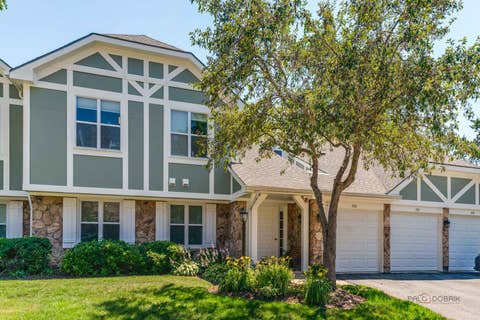 Photo of 1410 Clairmont Court #217, Vernon Hills, IL 60061 (MLS # 12706511)