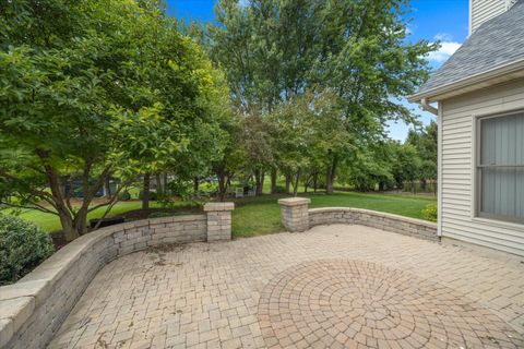 Tiny photo for 442 Mallard Point Drive, North Aurora, IL 60542 (MLS # 12508577)