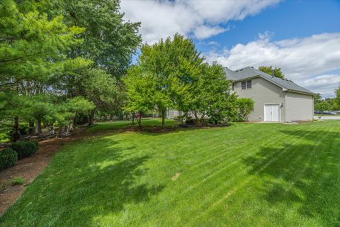 Tiny photo for 442 Mallard Point Drive, North Aurora, IL 60542 (MLS # 12508577)