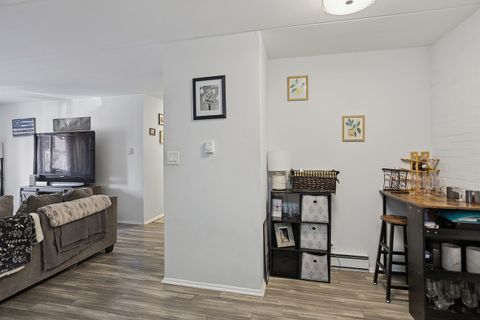 Tiny photo for 315 Marengo Avenue #2H, Forest Park, IL 60130 (MLS # 12492698)