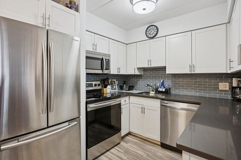 Tiny photo for 315 Marengo Avenue #2H, Forest Park, IL 60130 (MLS # 12492698)