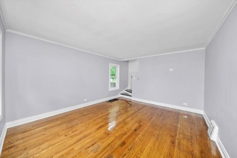 Tiny photo for 307 Geneva Avenue, Bellwood, IL 60104 (MLS # 12535390)