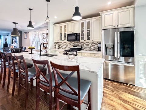 Tiny photo for 2436 Grove Avenue, Berwyn, IL 60402 (MLS # 12747404)