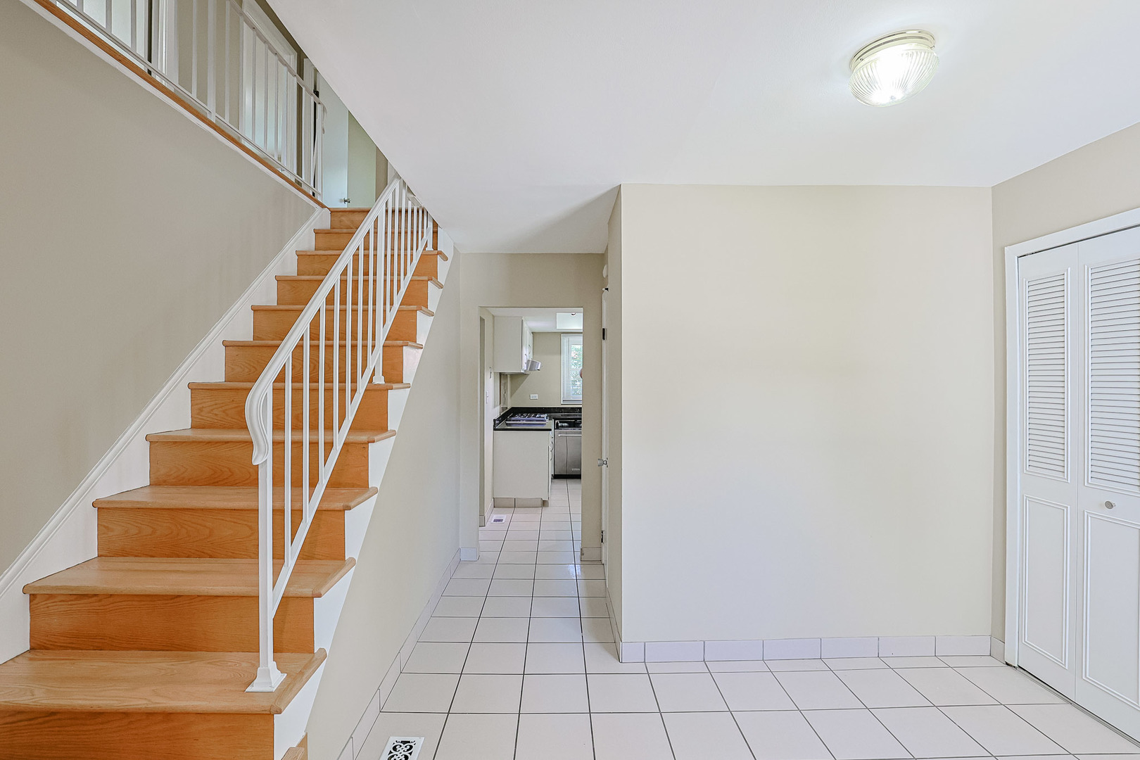 961 Twisted Oak Lane